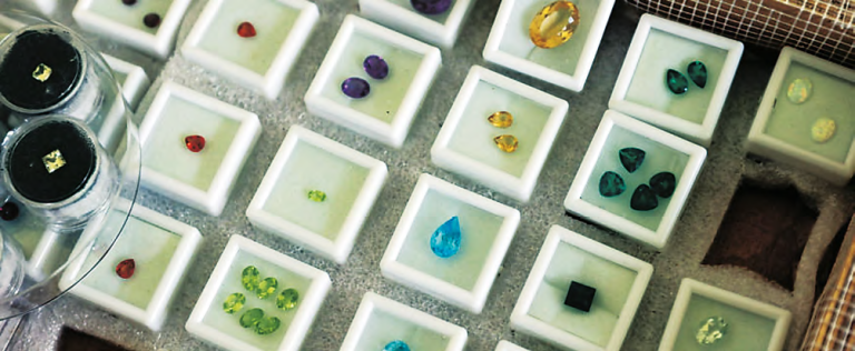 Драгоценные камни от НПЦ НАН Беларуси по материаловедению